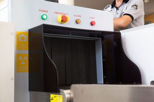 X-ray baggage scanner